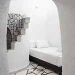 White Haven Cave Home