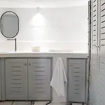 White Haven Cave Home 度假居