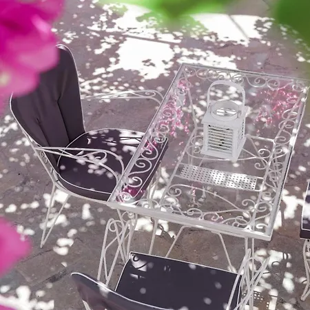 White Haven Cave Nyaraló